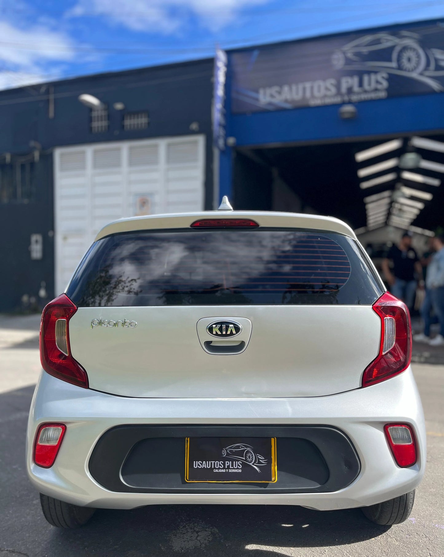 KIA PICANTO EMOTION MT