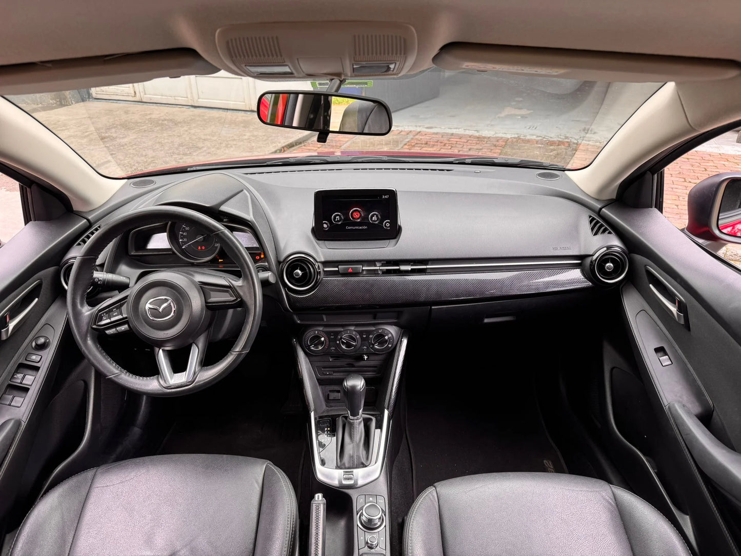 MAZDA 2 TOURING – AUTOMÁTICO 1.5L SEDÁN COMPACTO