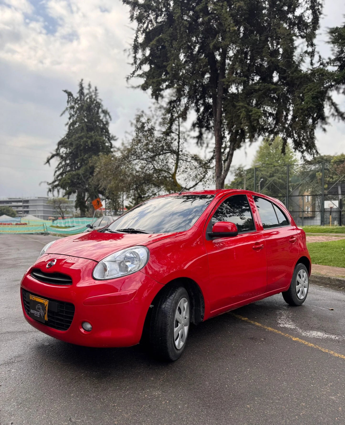 NISSAN MARCH ACTIVE EMOTION 1.6L MECÁNICO