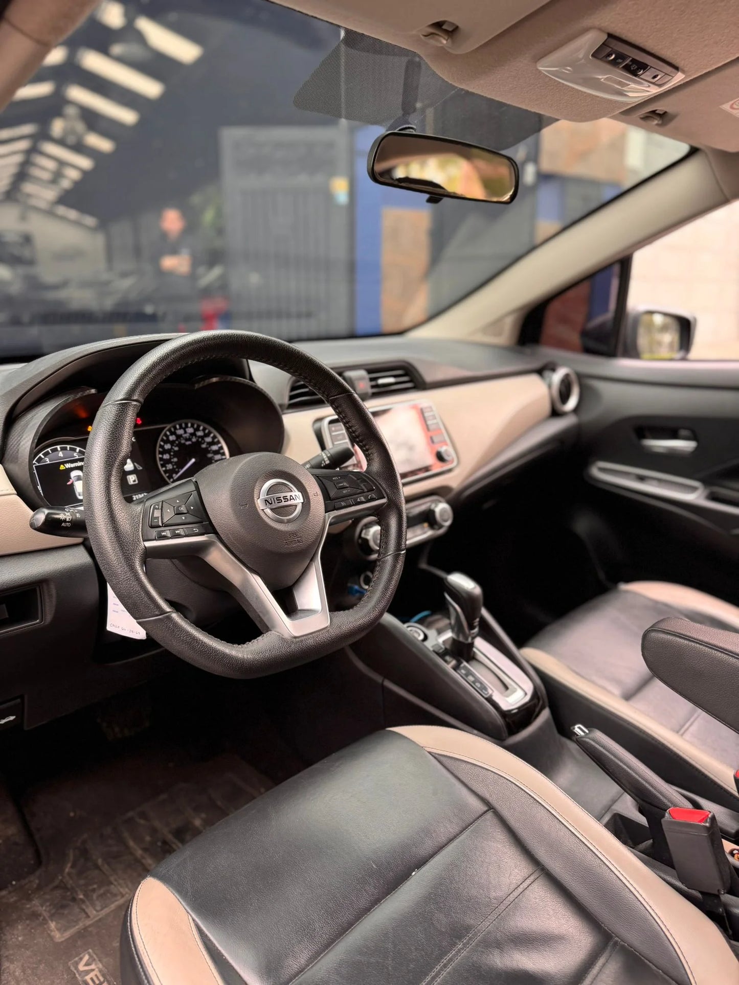 NISSAN VERSA EXCLUSIVE 1.6