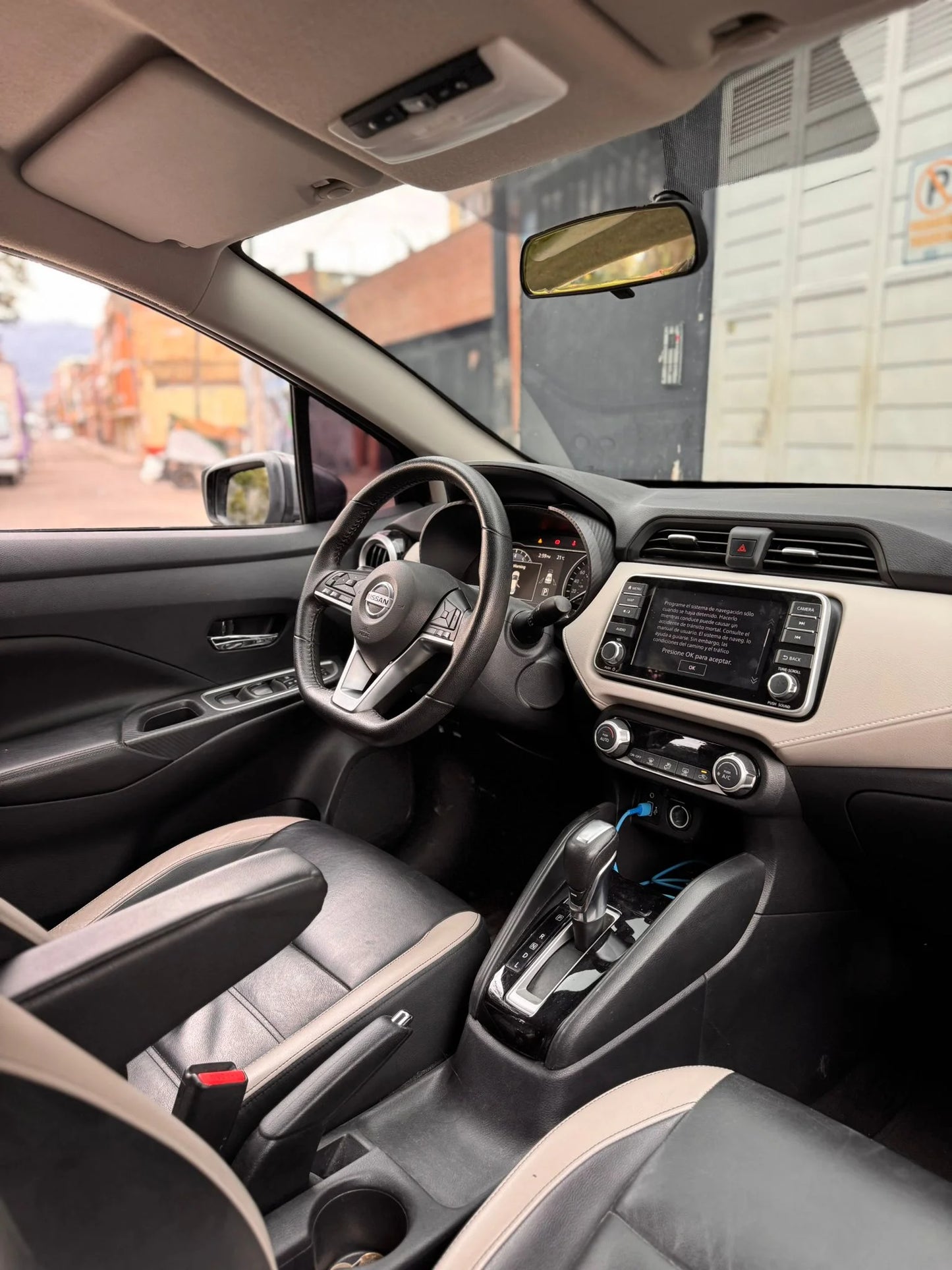 NISSAN VERSA EXCLUSIVE 1.6