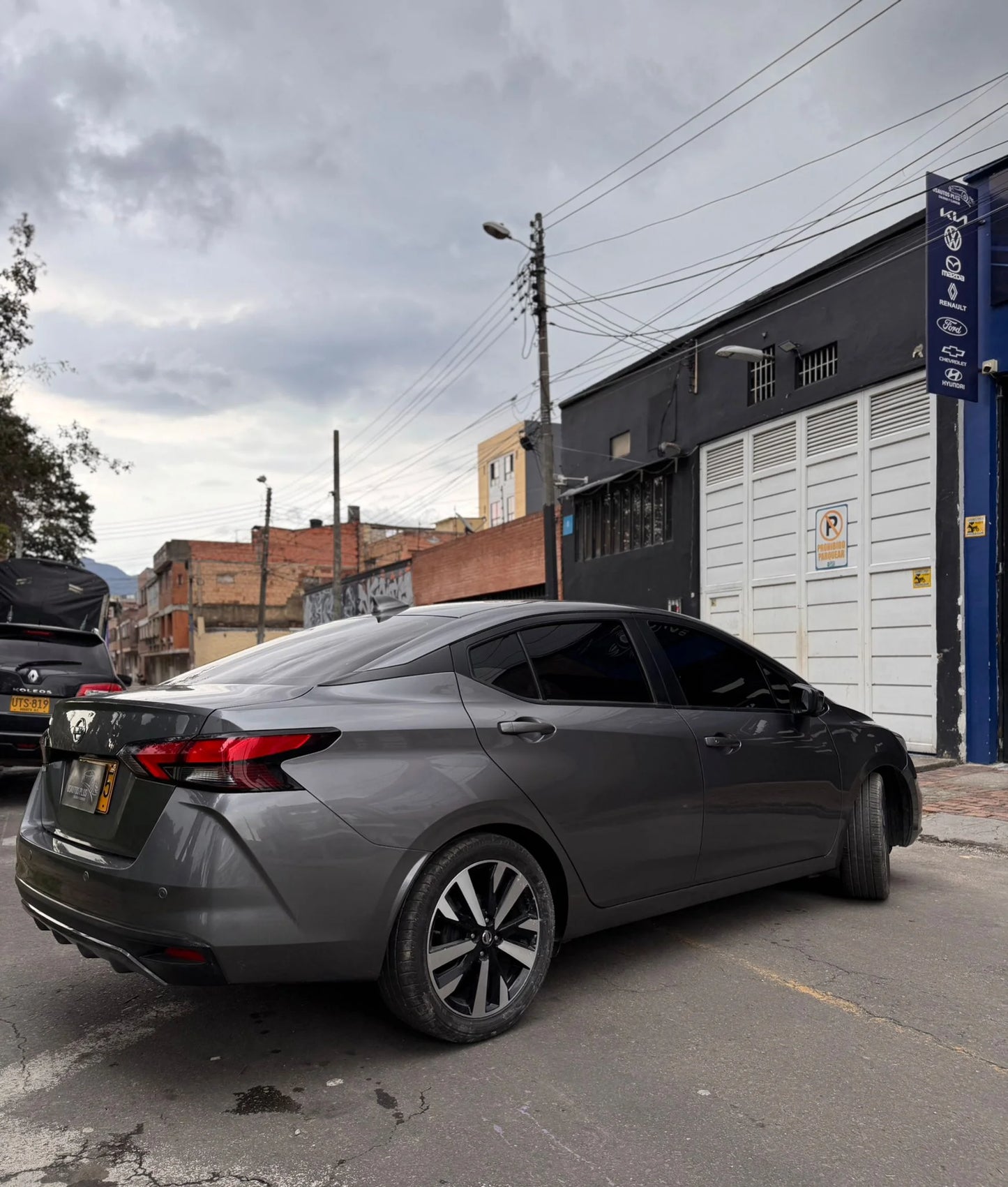 NISSAN VERSA EXCLUSIVE 1.6