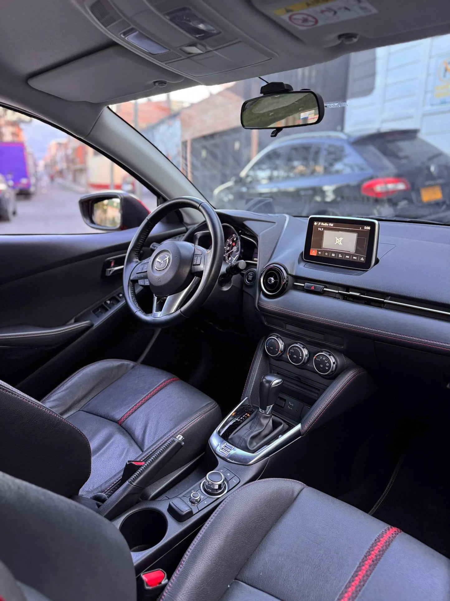 MAZDA 2 GRAND TOURING HATCHBACK AUTOMÁTICO