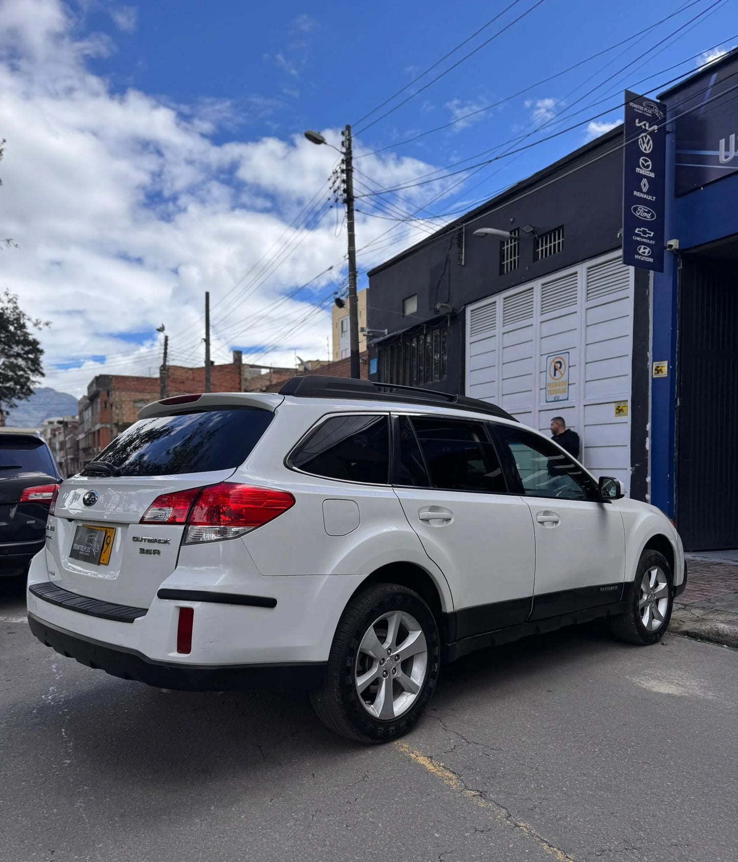 SUBARU OUTBACK 3.6R AWD AUTOMÁTICA