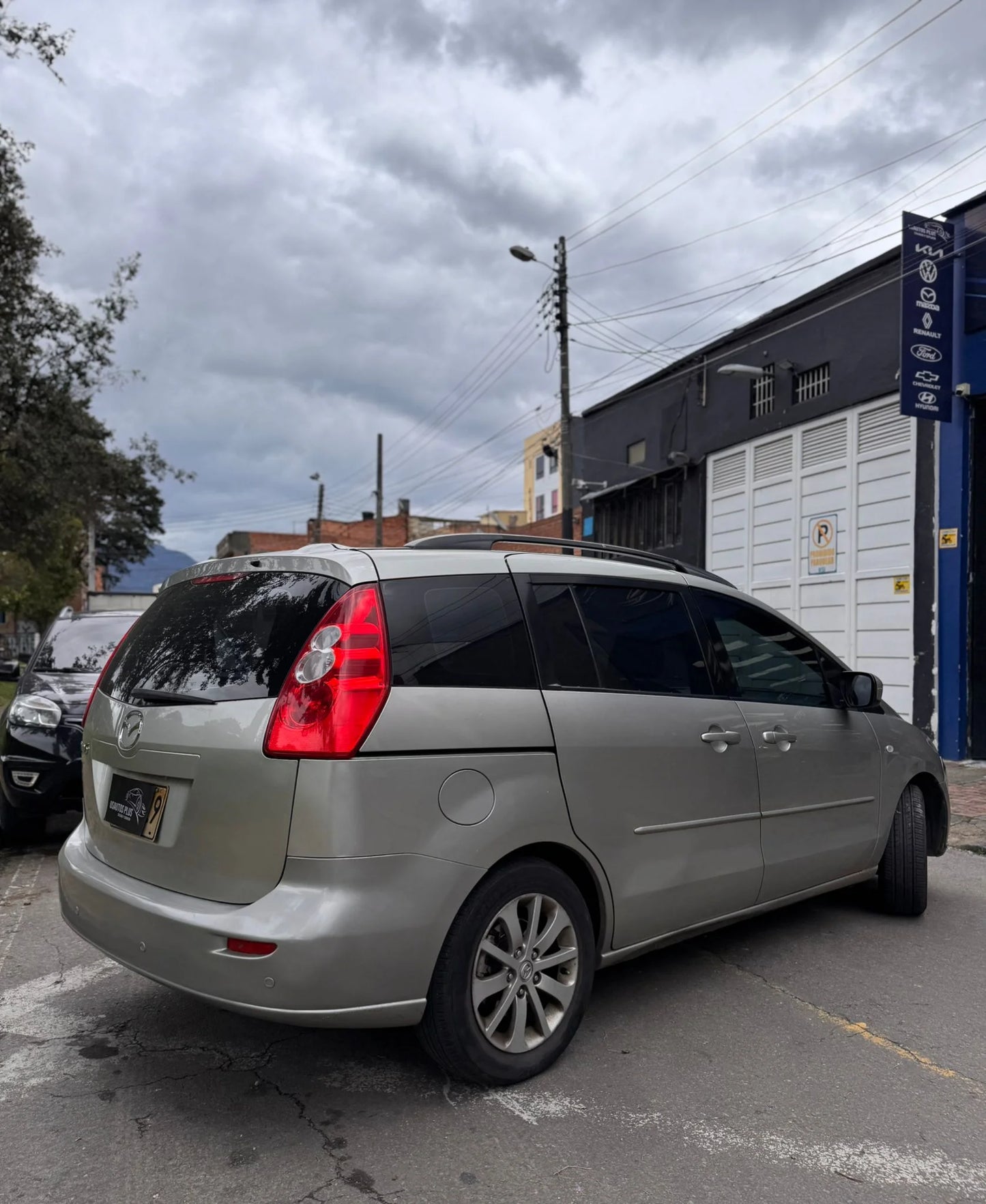 MAZDA 5 FULL EQUIPO AT