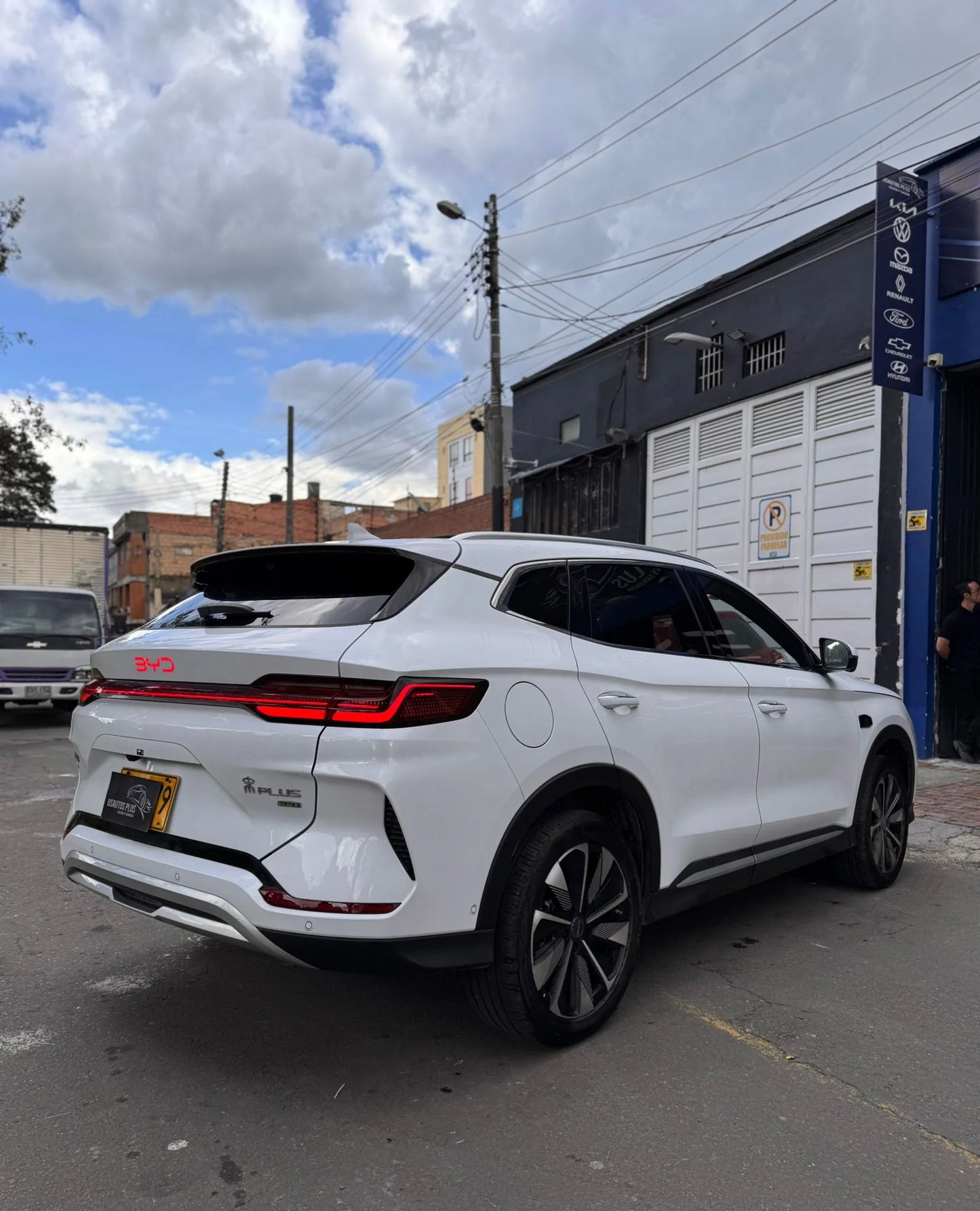 BYD SONG PLUS EV FULL EQUIPO 100% ELÉCTRICO