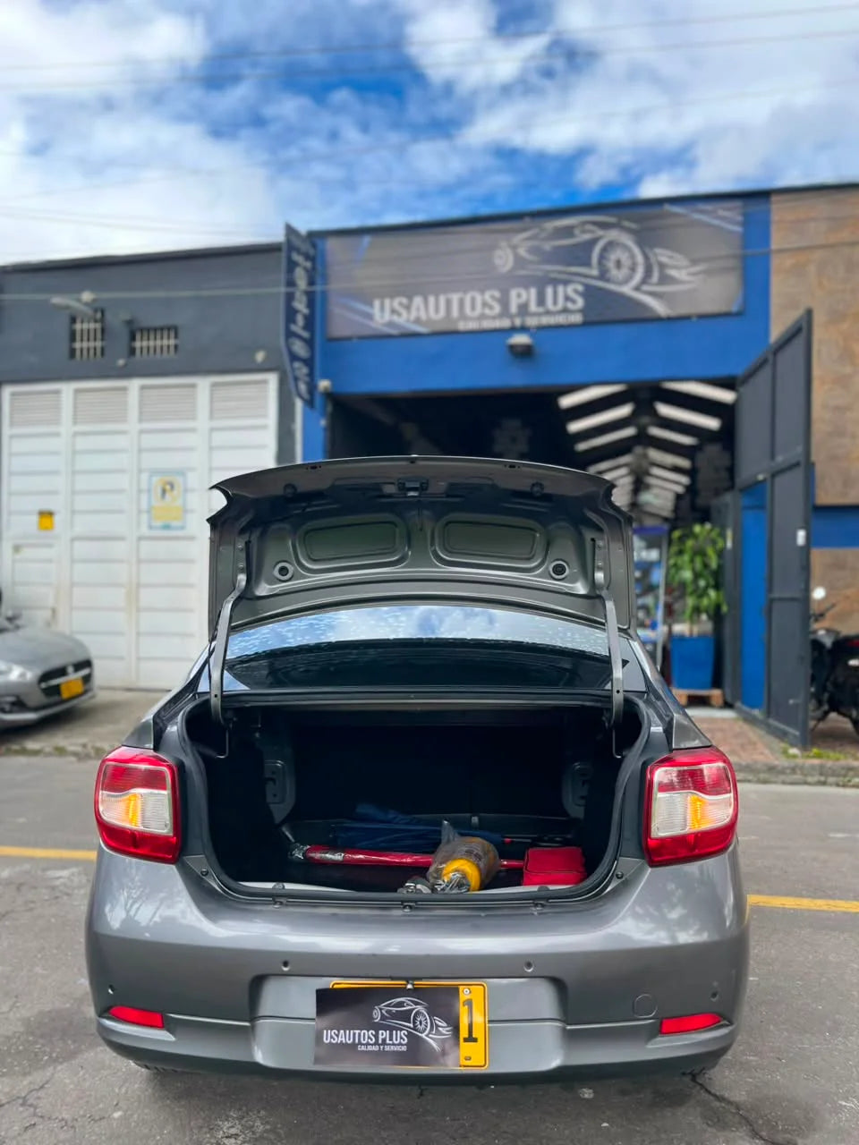 RENAULT LOGAN EXPRESSION CA