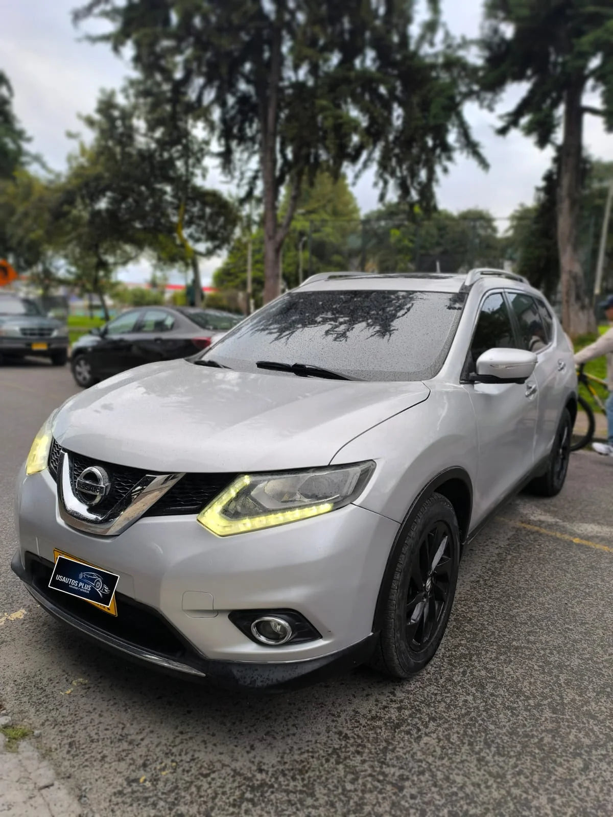 NISSAN X- TRAIL EXCLUSIVE 4*4  T32 FULL EQUIPO