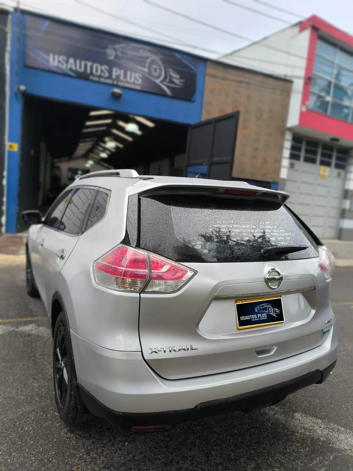 NISSAN X- TRAIL EXCLUSIVE 4*4  T32 FULL EQUIPO