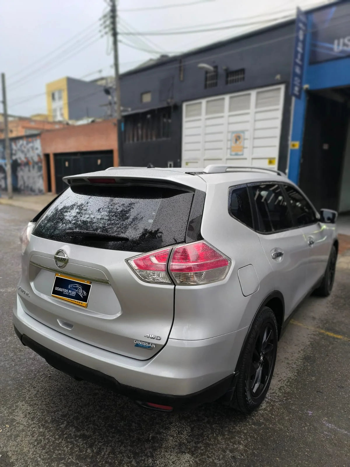 NISSAN X- TRAIL EXCLUSIVE 4*4  T32 FULL EQUIPO