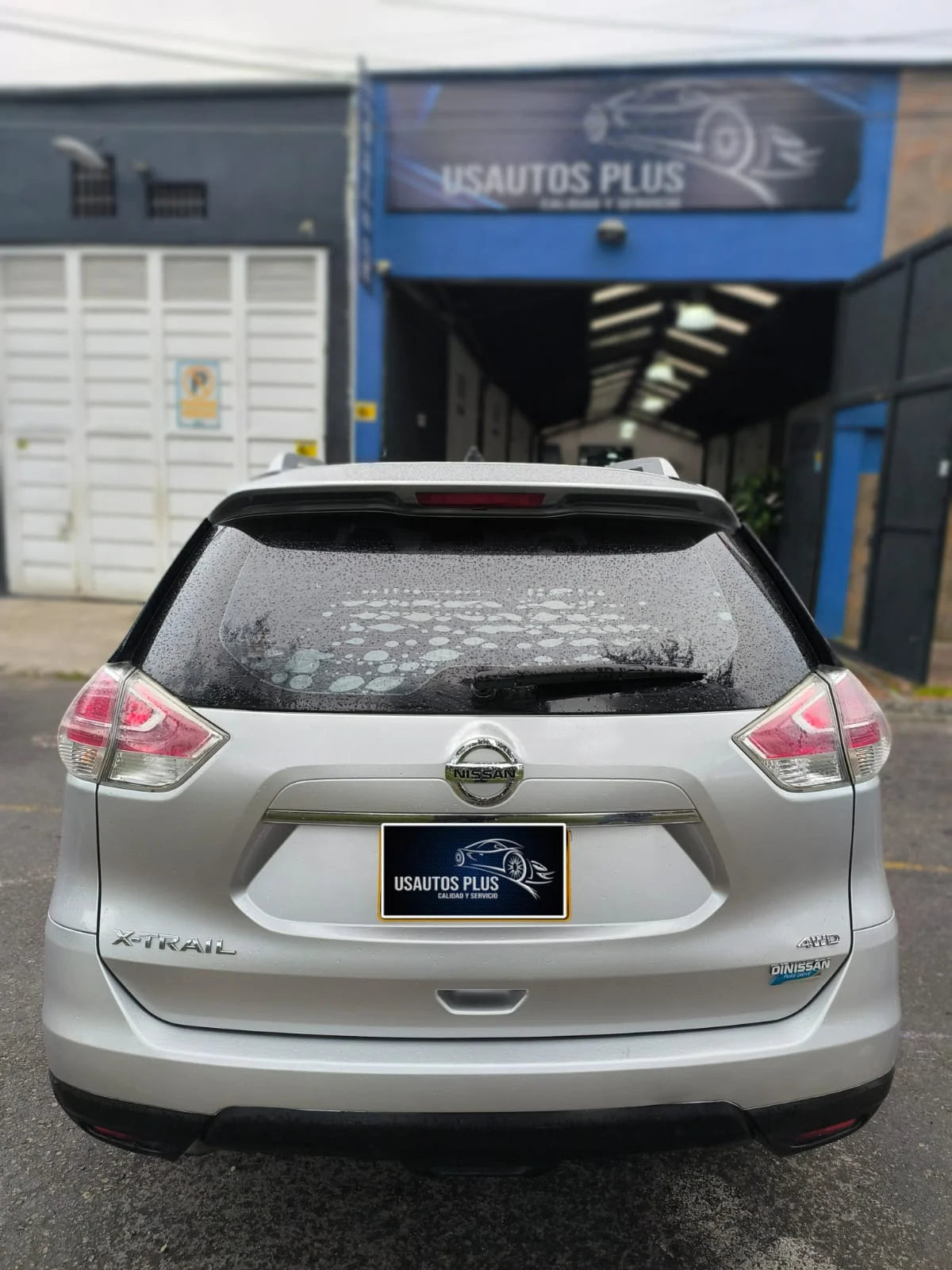 NISSAN X- TRAIL EXCLUSIVE 4*4  T32 FULL EQUIPO