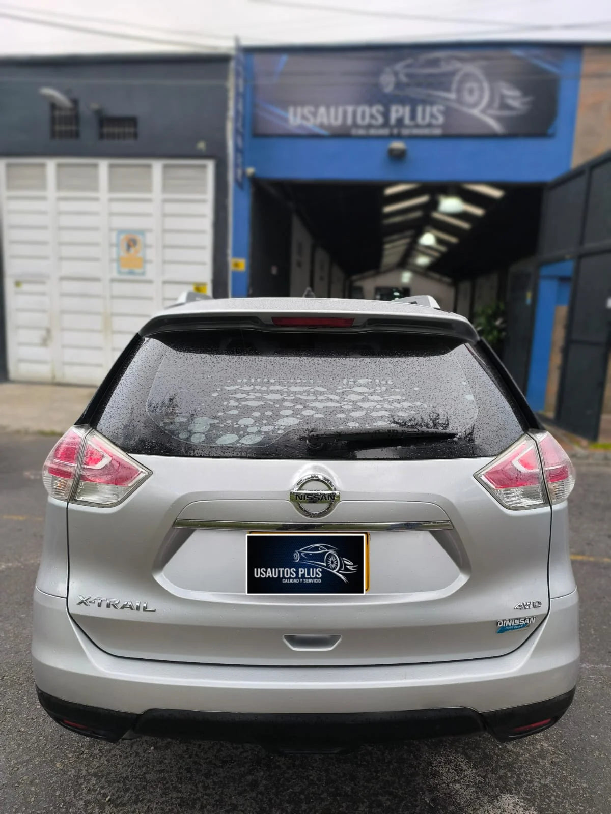 NISSAN X- TRAIL EXCLUSIVE 4*4  T32 FULL EQUIPO