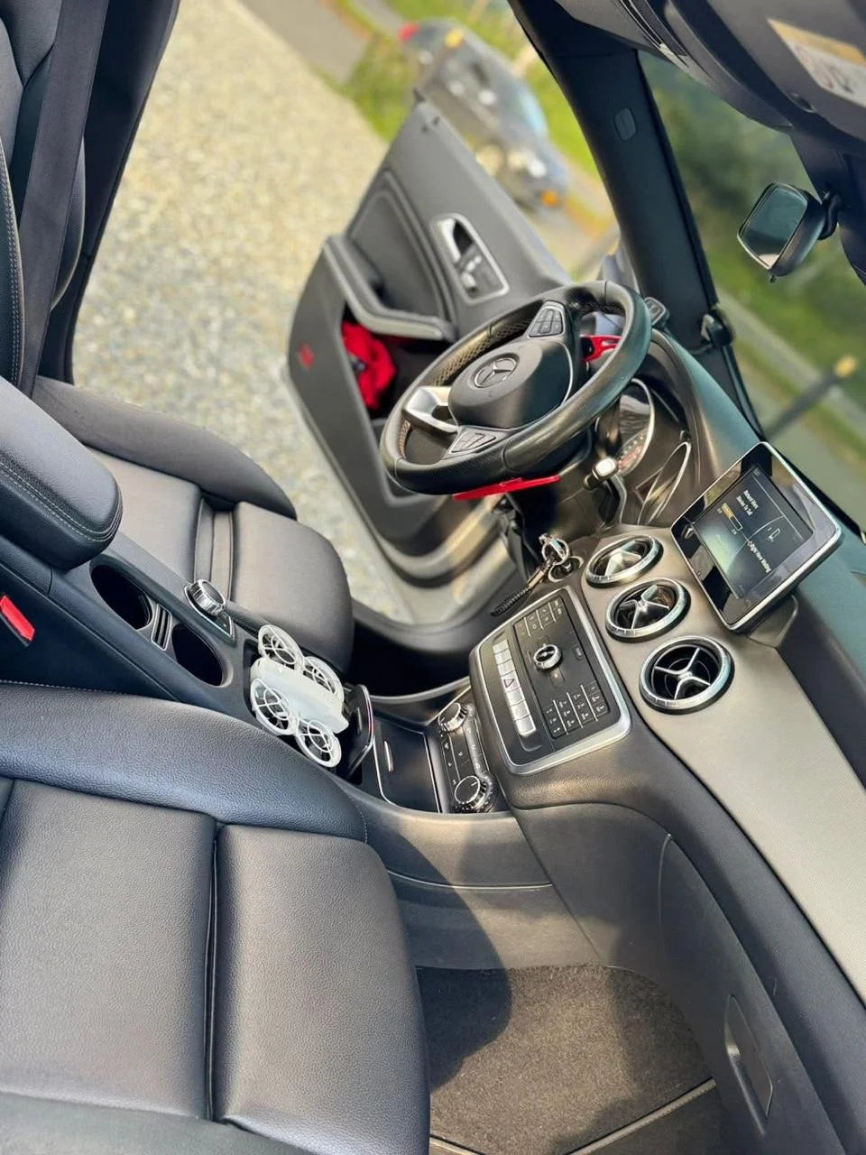 MERCEDES BENZ CLA 180 AMG AUTOMÁTICO