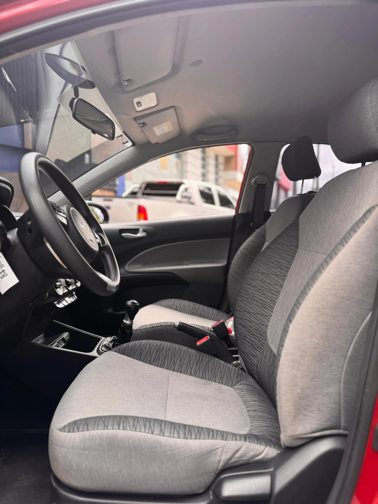 KIA SOLUTO EMOTION MECÁNICO 2023