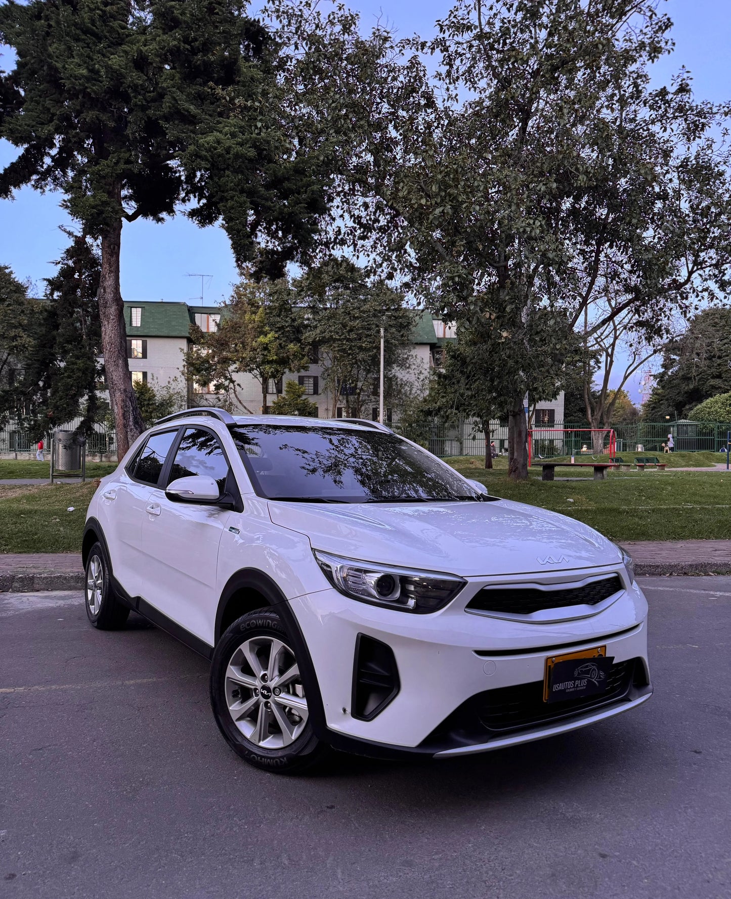 KIA STONIC HÍBRIDA MT
