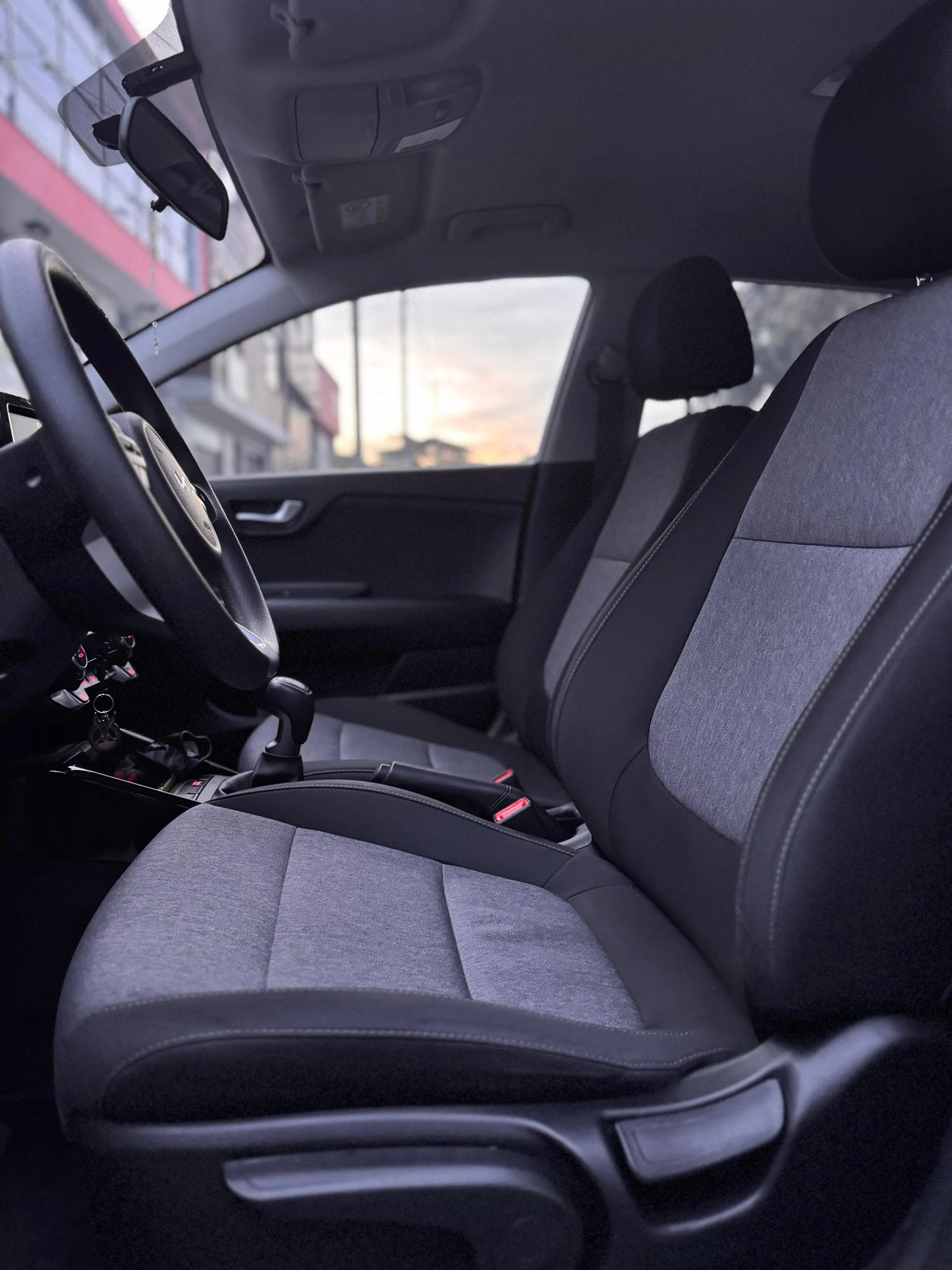 KIA STONIC HÍBRIDA MT