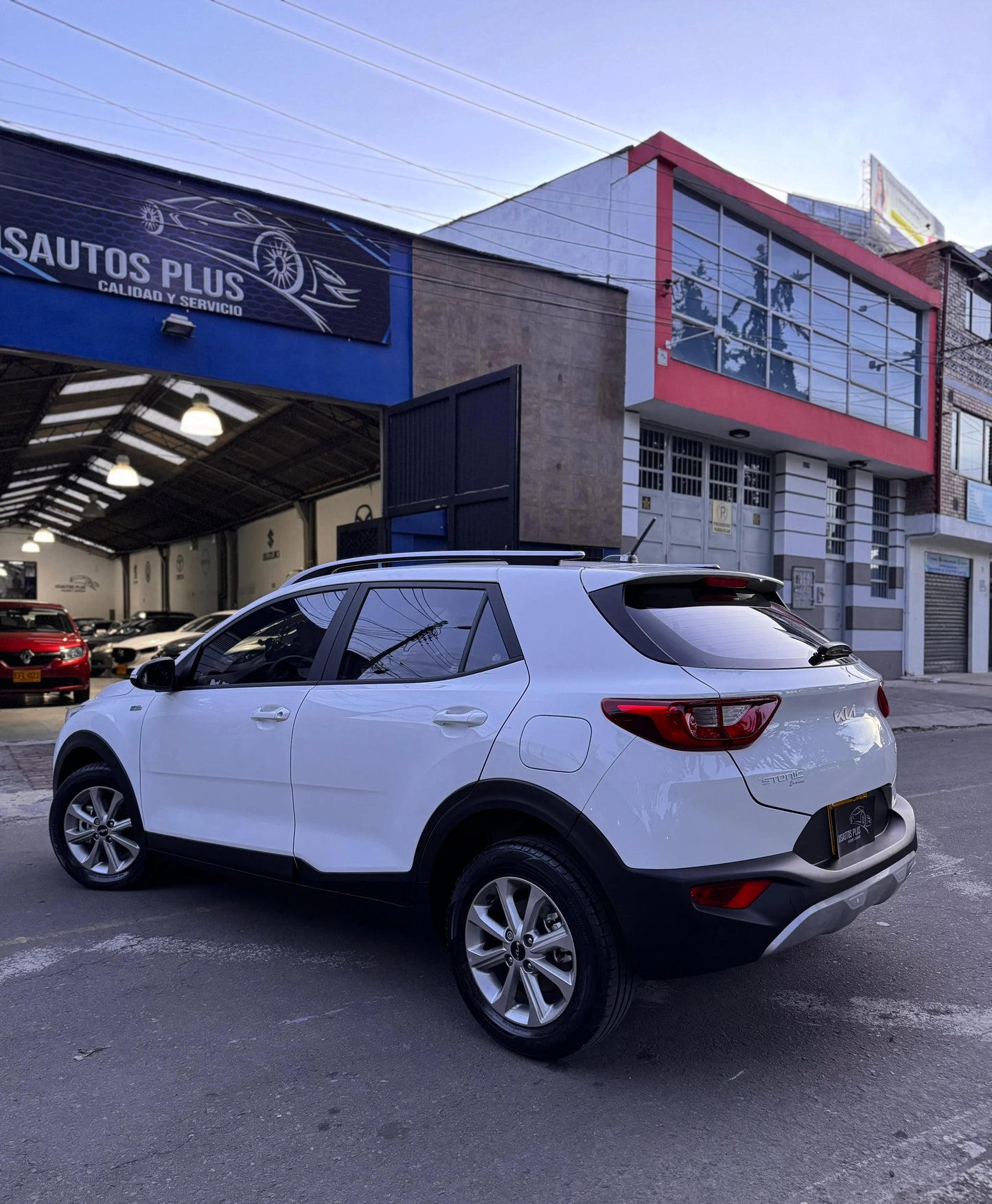 KIA STONIC HÍBRIDA MT