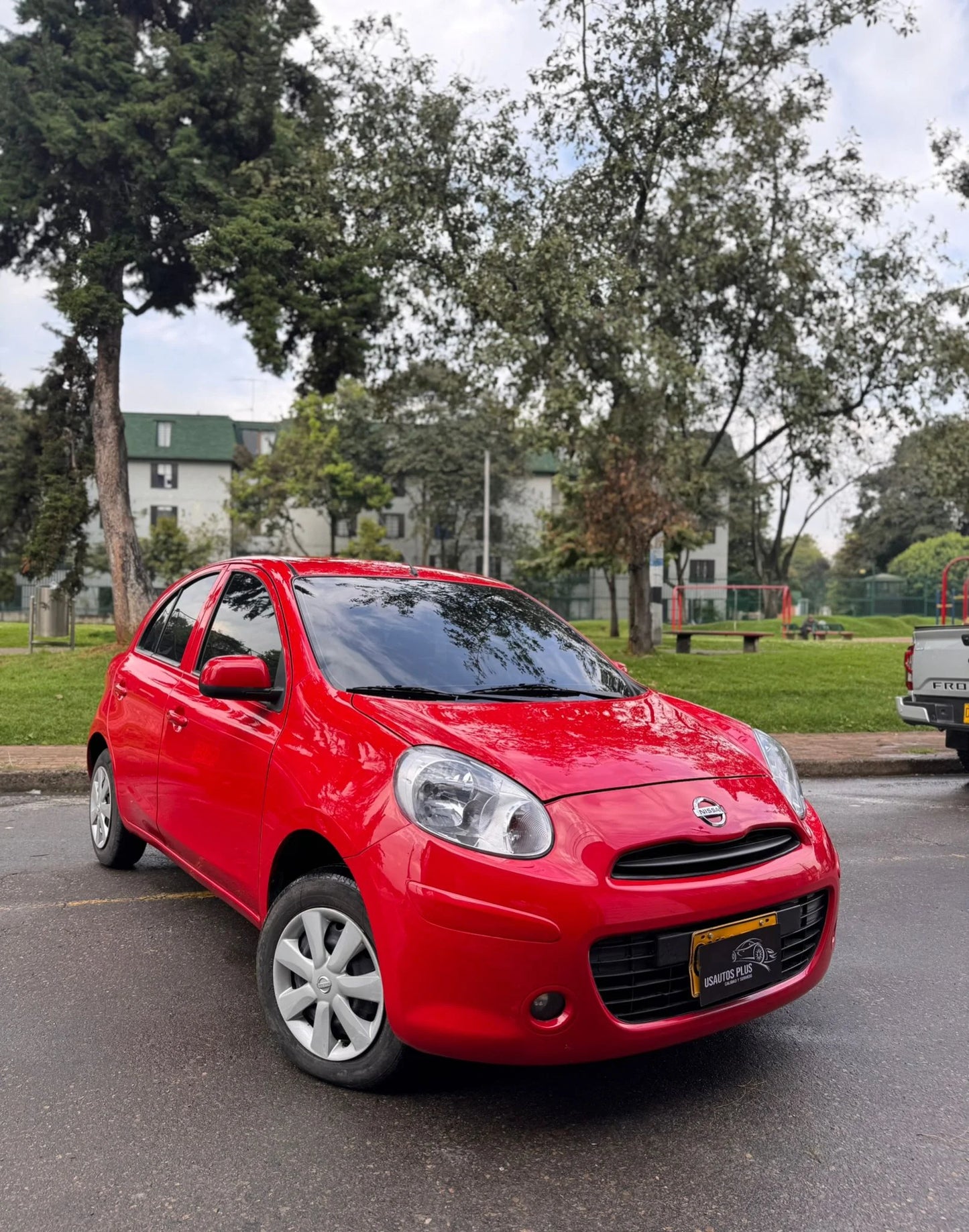 NISSAN MARCH ACTIVE EMOTION 1.6L MECÁNICO