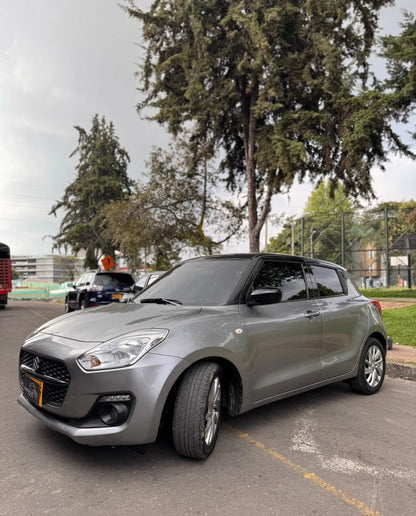 SUZUKI SWIFT HYBRID GLX 2022