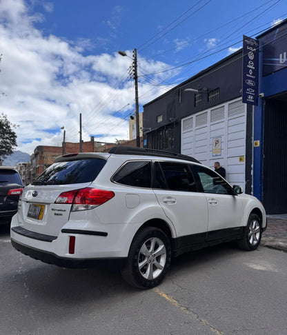 SUBARU OUTBACK 3.6R AWD AUTOMÁTICA