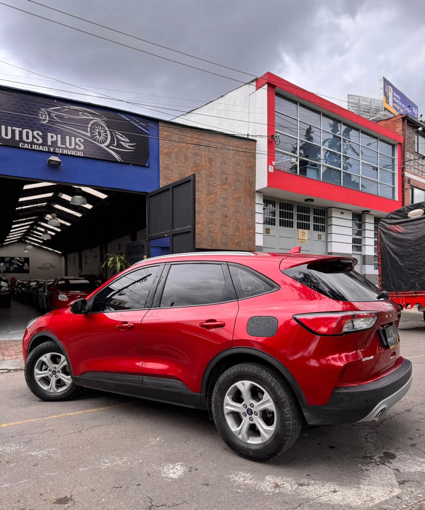 FORD ESCAPE SE ECOBOOST AUTOMÁTICA GASOLINA