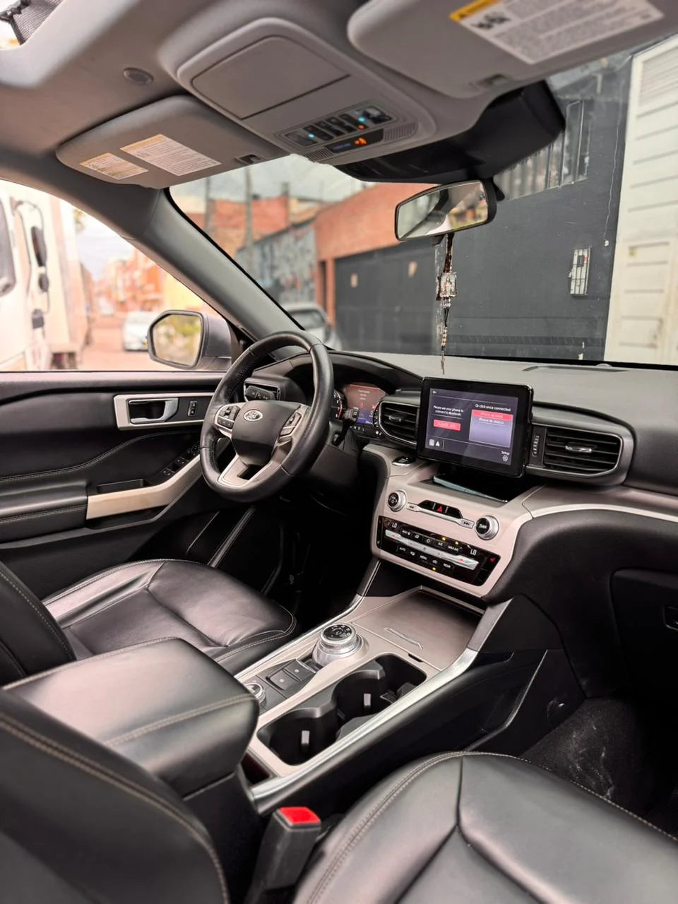 FORD EXPLORER XLT 4X4 PLUS