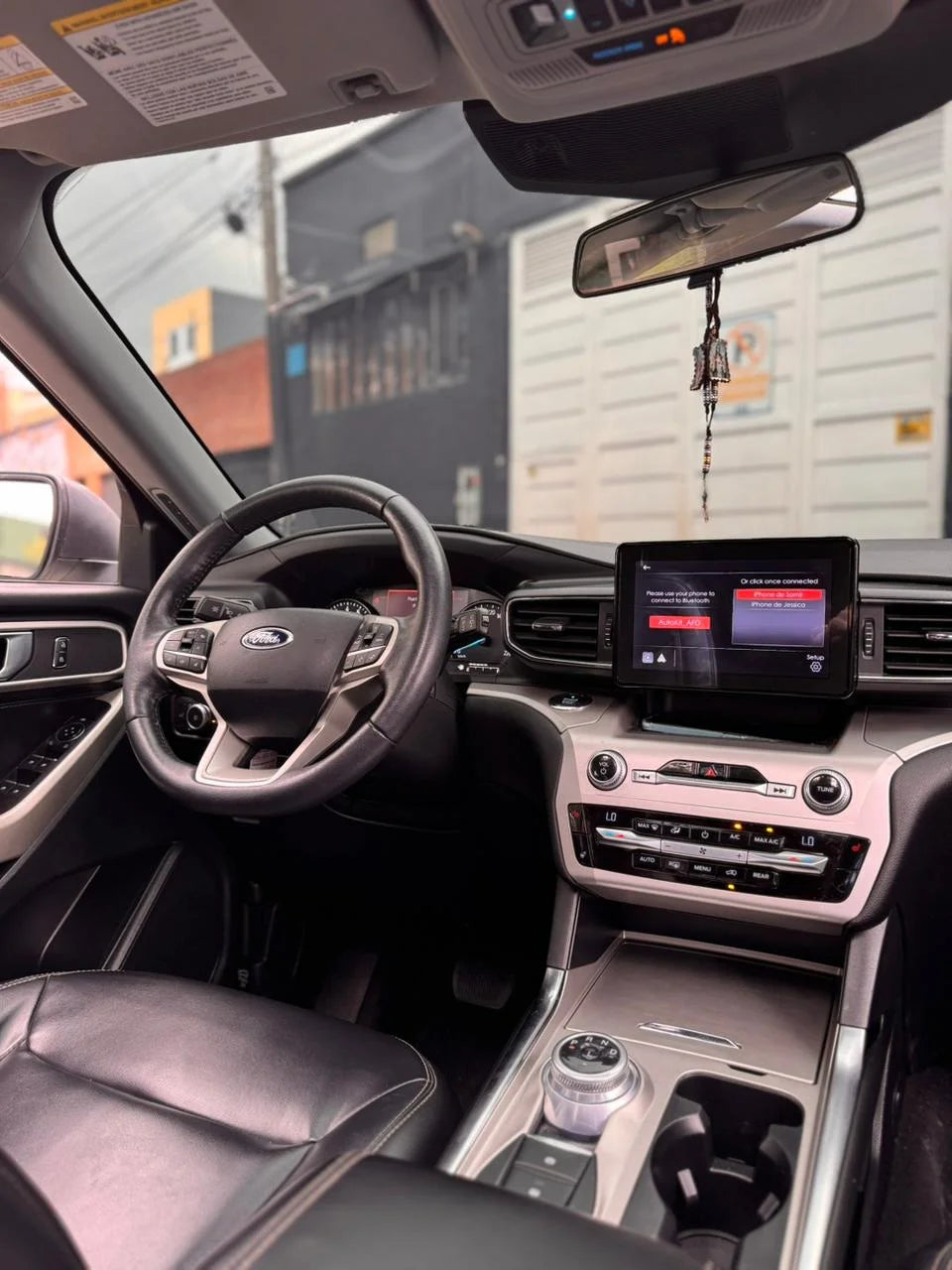 FORD EXPLORER XLT 4X4 PLUS