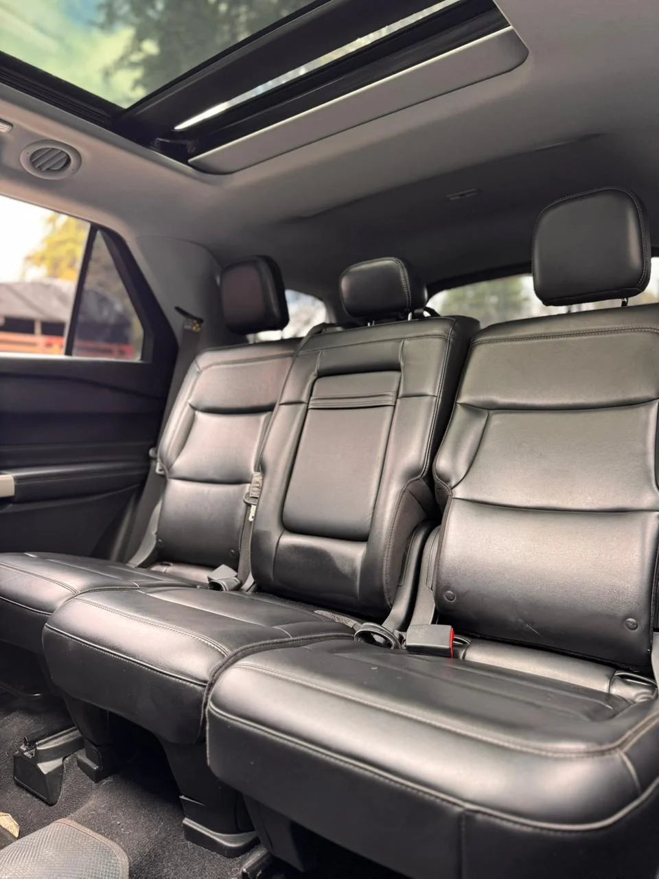 FORD EXPLORER XLT 4X4 PLUS