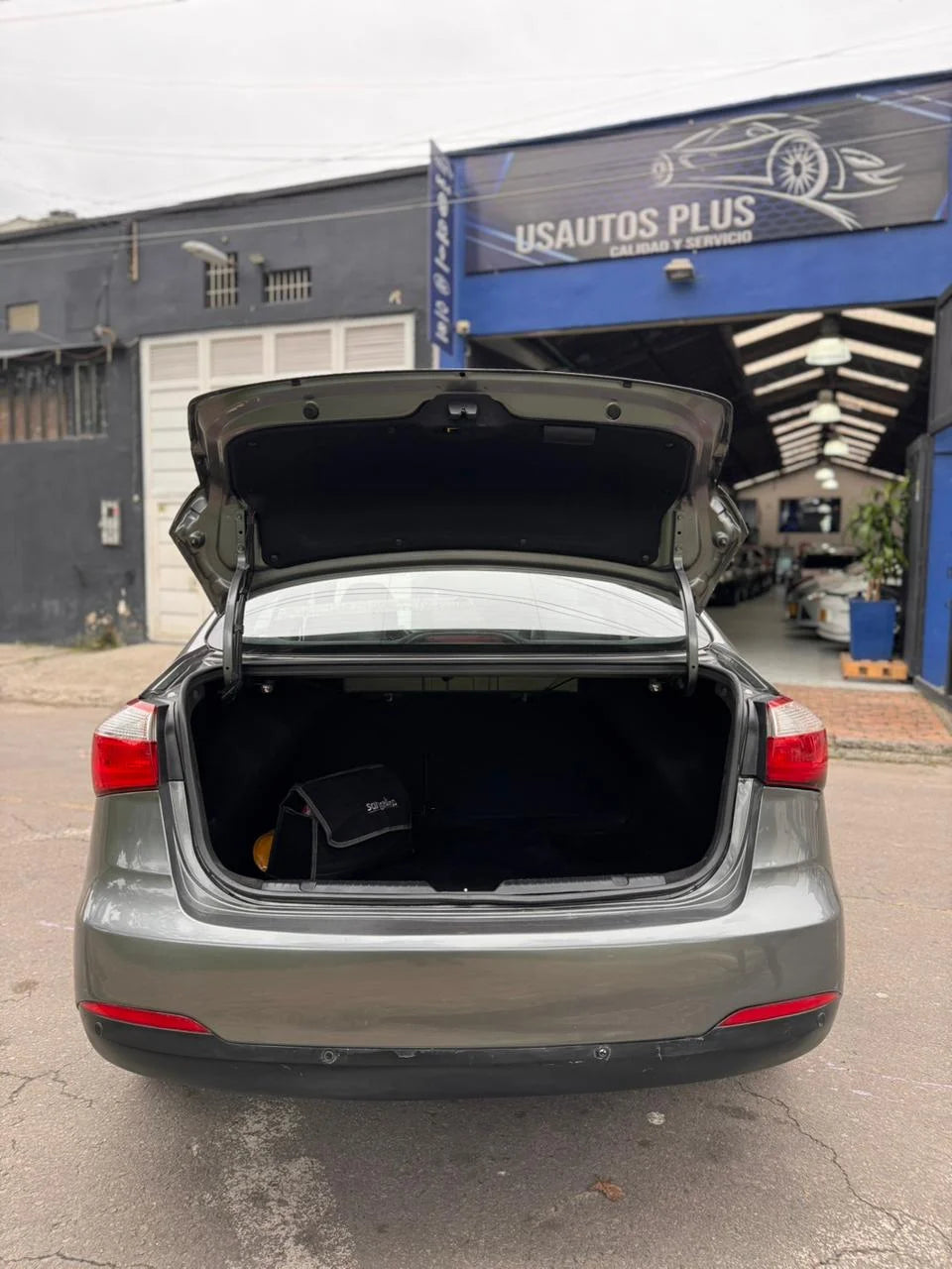 KIA CERATO PRO EX MT