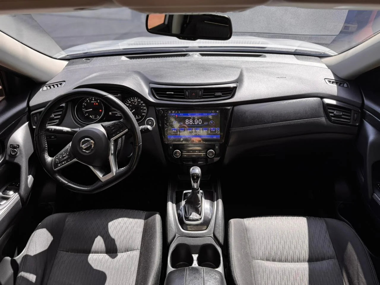 NISSAN X-TRAIL ADVANCE AUTOMÁTICA