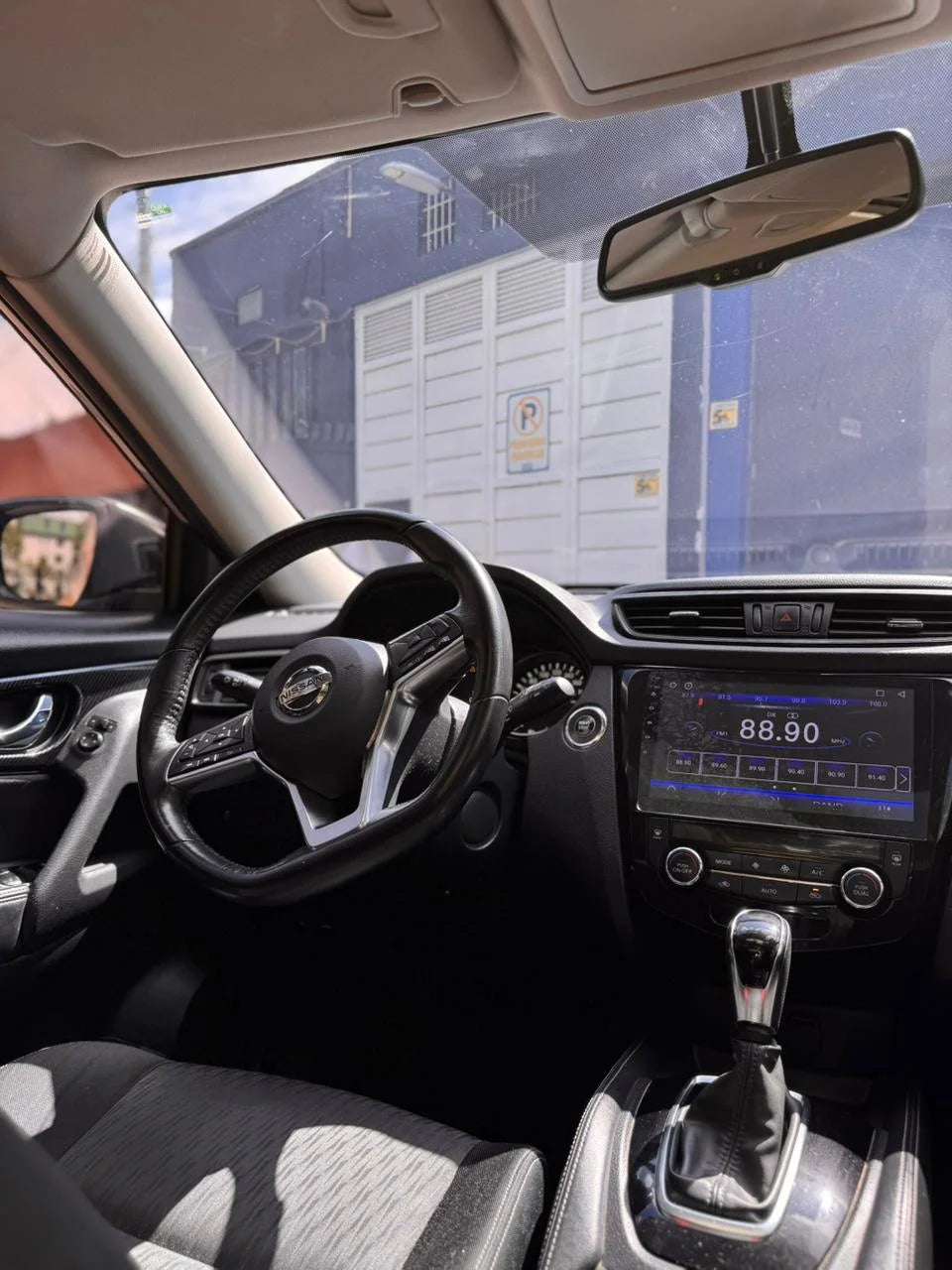 NISSAN X-TRAIL ADVANCE AUTOMÁTICA