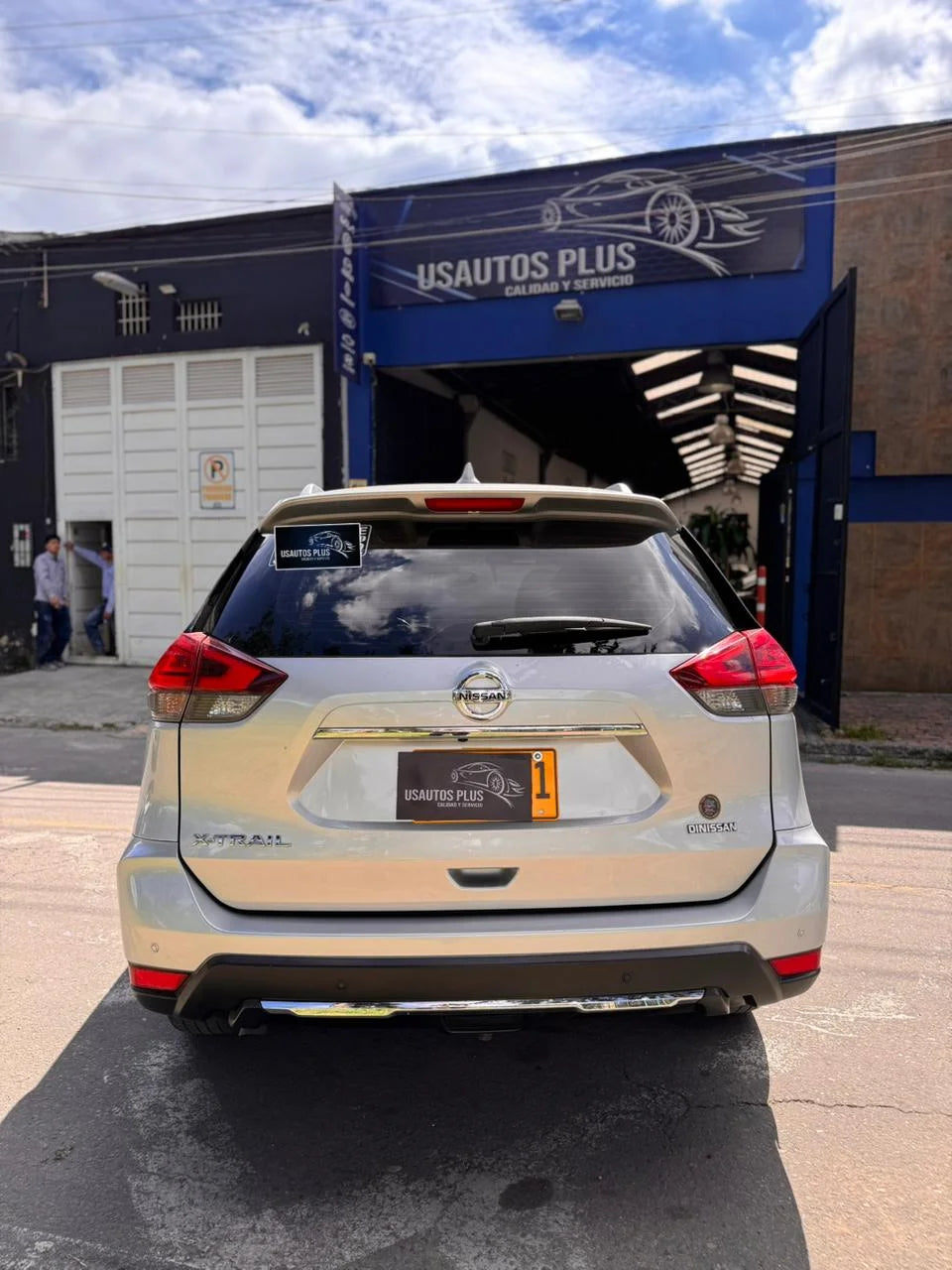 NISSAN X-TRAIL ADVANCE AUTOMÁTICA