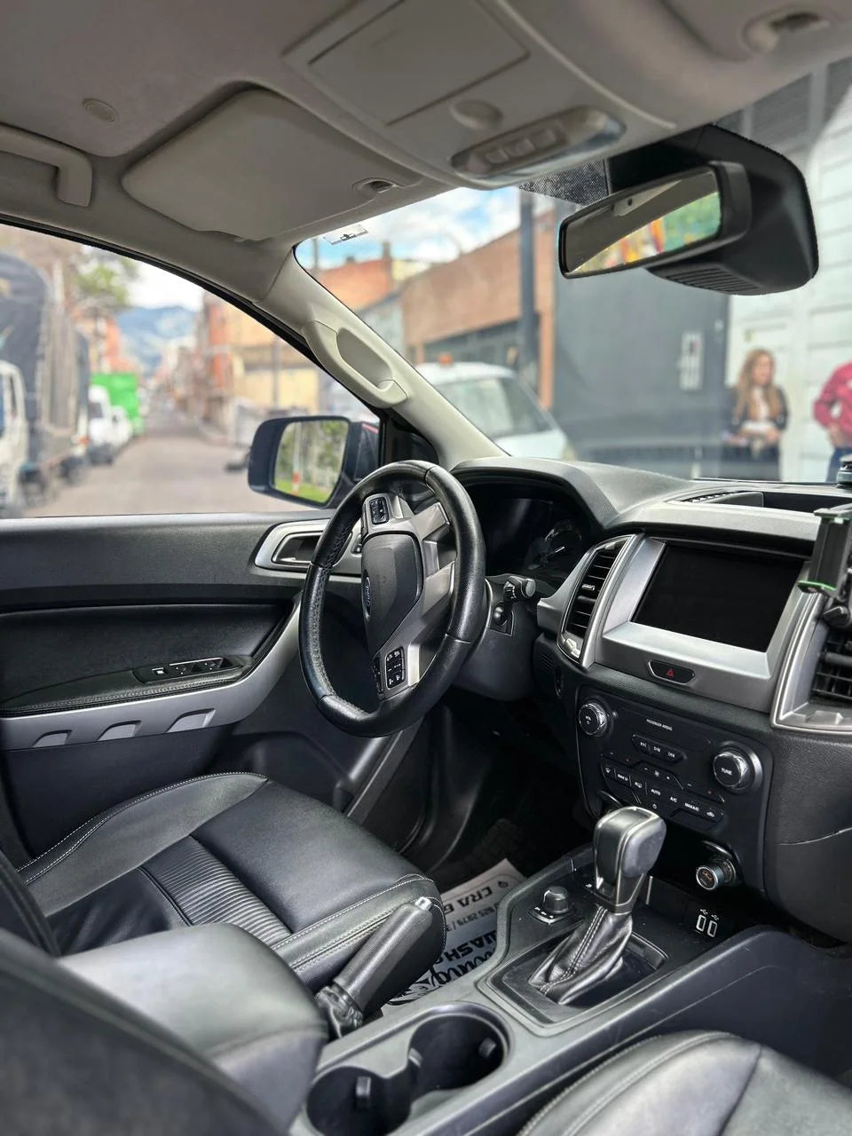 FORD RANGER LIMITED 3.2L DIÉSEL AUTOMÁTICA 4X4