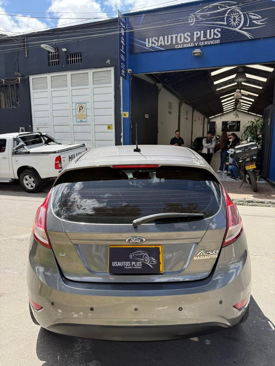 FORD FIESTA HATCHBACK SE