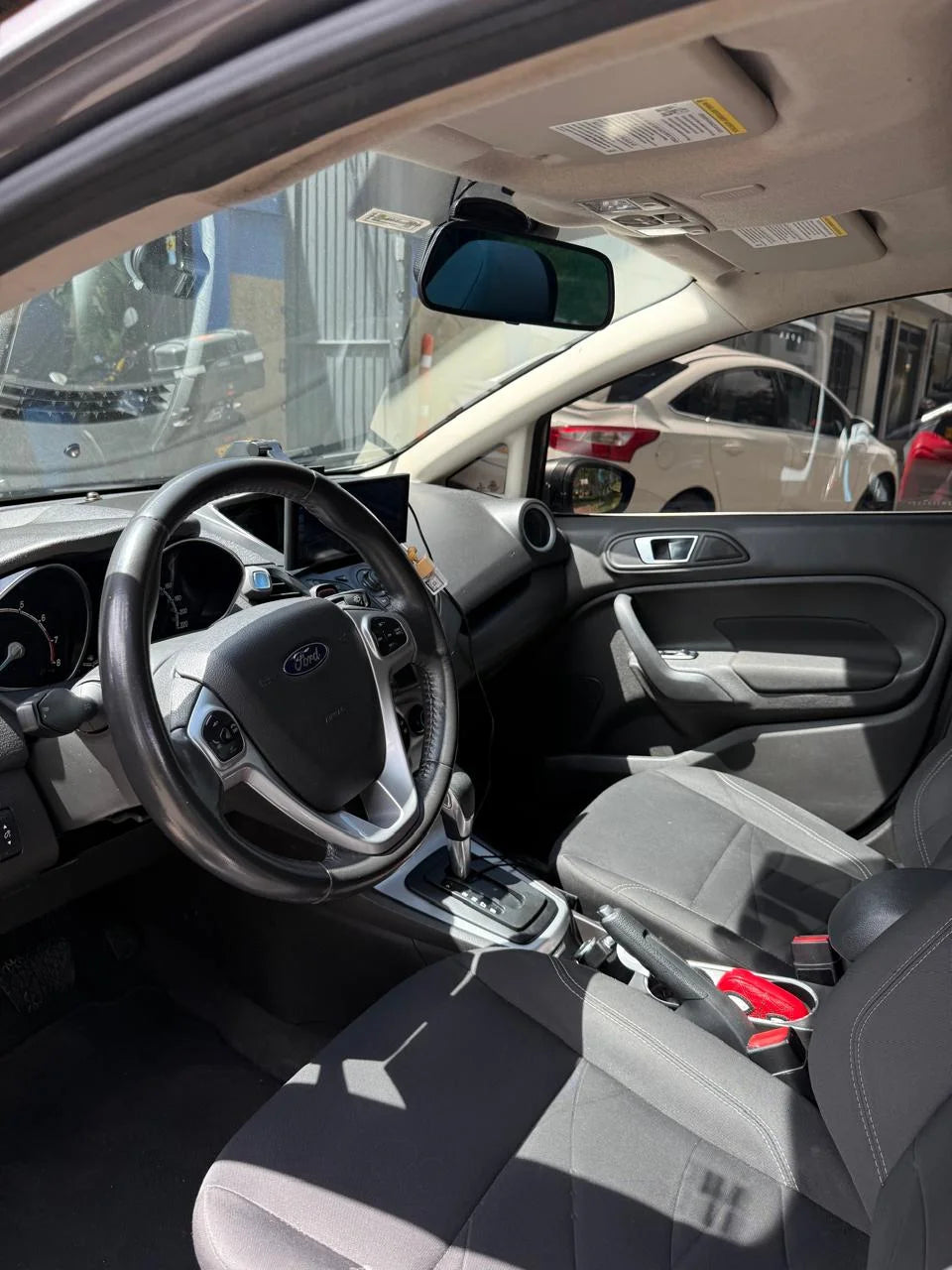 FORD FIESTA HATCHBACK SE