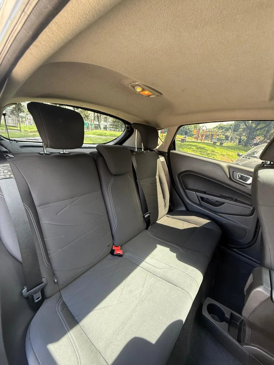 FORD FIESTA HATCHBACK SE