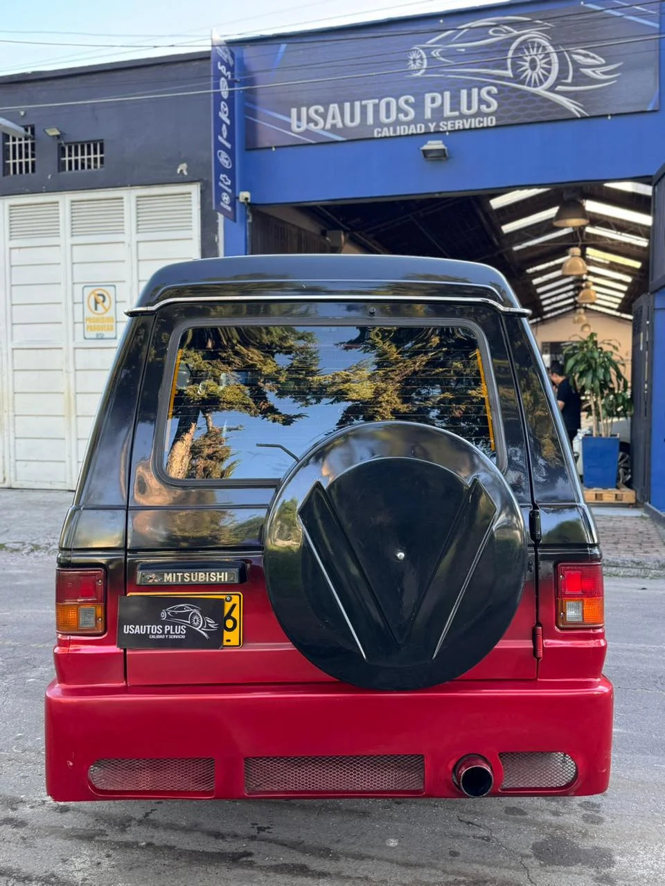 MITSUBISHI L047GW – 4x4 CLÁSICO 8 PUESTOS