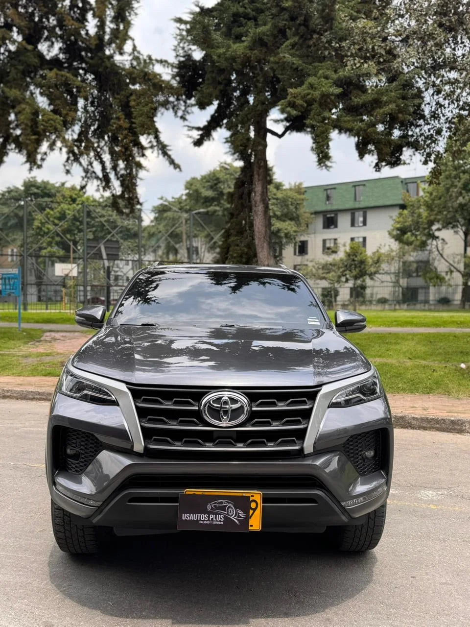 TOYOTA FORTUNER 2.7 GASOLINA AT