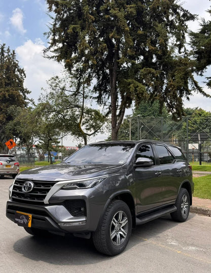TOYOTA FORTUNER 2.7 GASOLINA AT