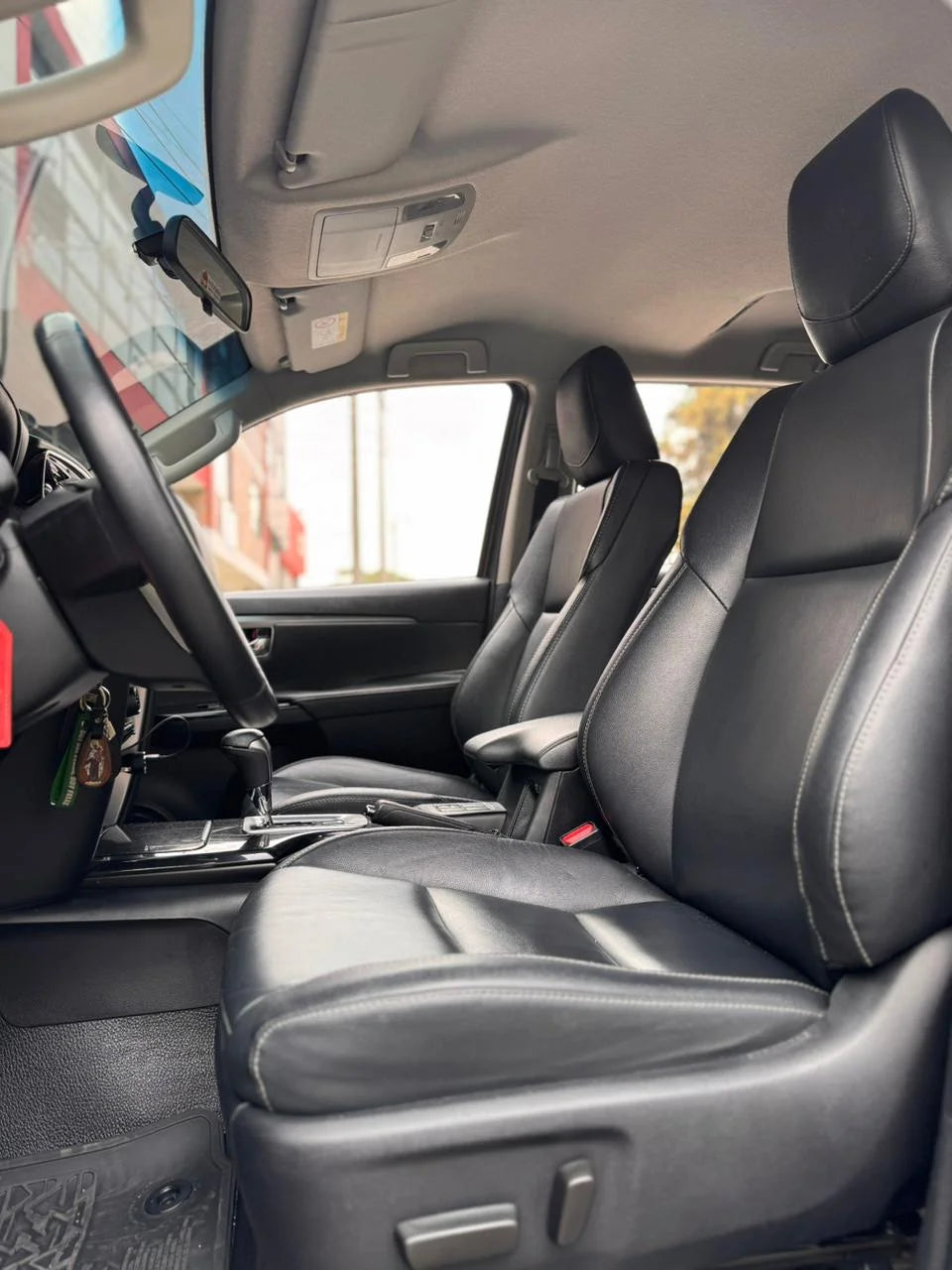 TOYOTA FORTUNER 2.7 GASOLINA AT
