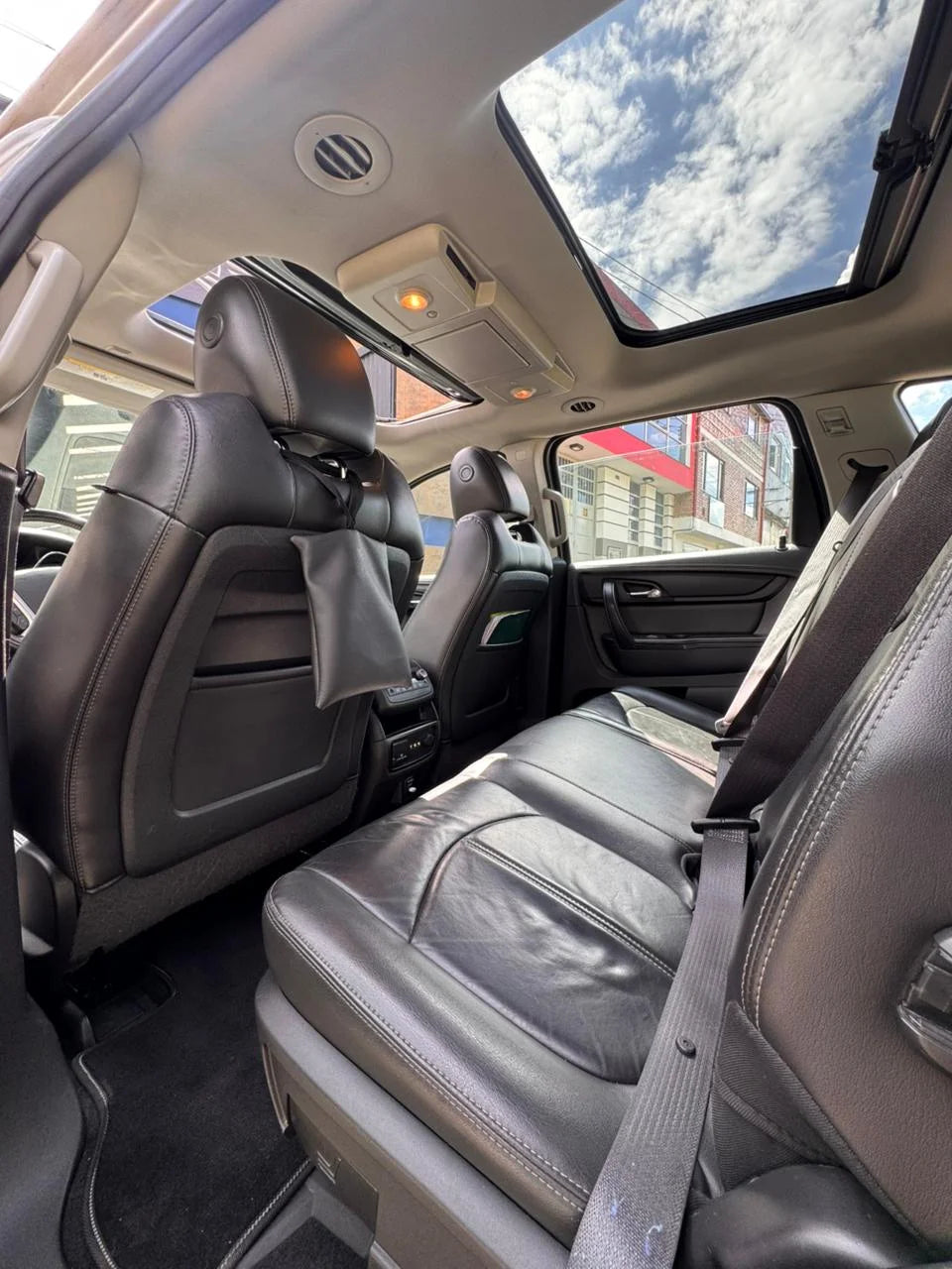 CHEVROLET TRAVERSE LT