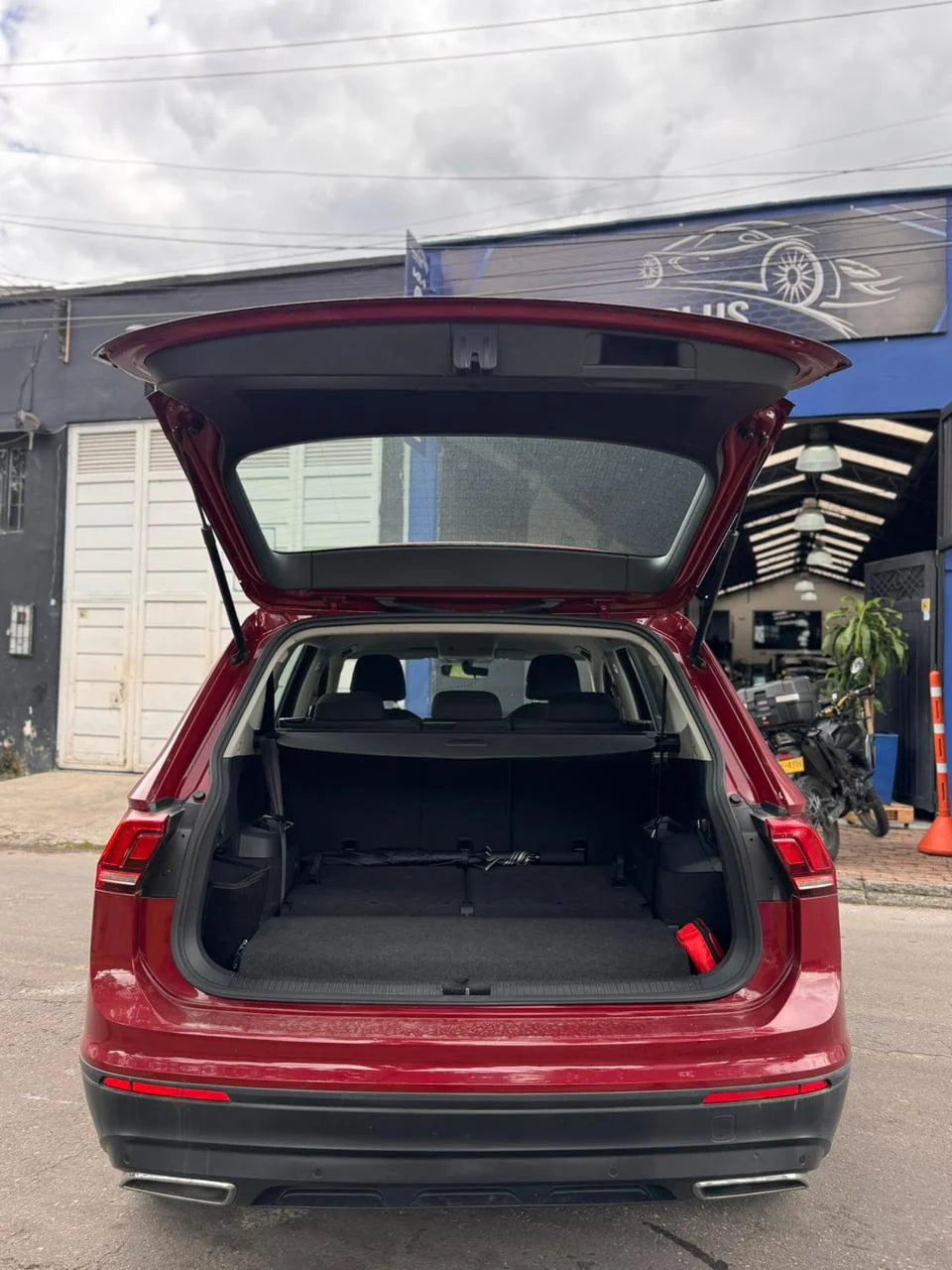 VOLKSWAGEN TIGUAN 2.0 TSI 4MOTION