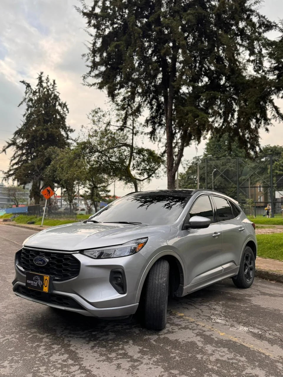 FORD ESCAPE ST- LINE 2023 HÍBRIDA AUTOMÁTICA
