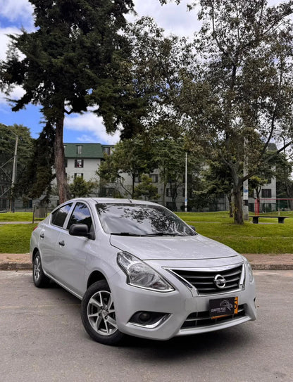 NISSAN VERSA V-DRIVE CONNECT AUTOMÁTIC