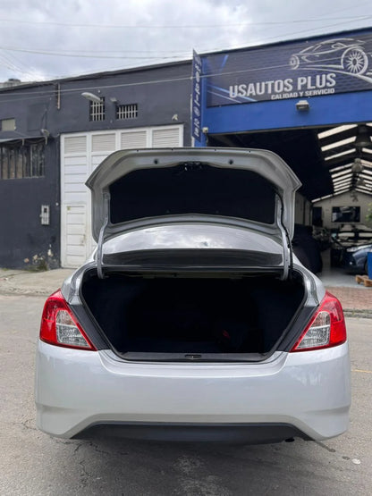NISSAN VERSA V-DRIVE CONNECT AUTOMÁTIC
