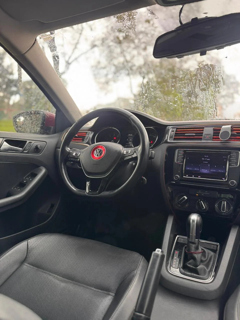 VOLKSWAGEN JETTA HIGHLINE 2.5