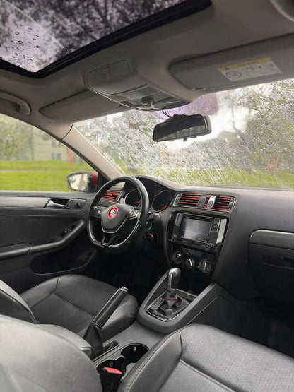 VOLKSWAGEN JETTA HIGHLINE 2.5