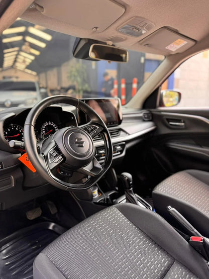 SUZUKI SWIFT HÍBRIDO GLX AUTOMÁTICO