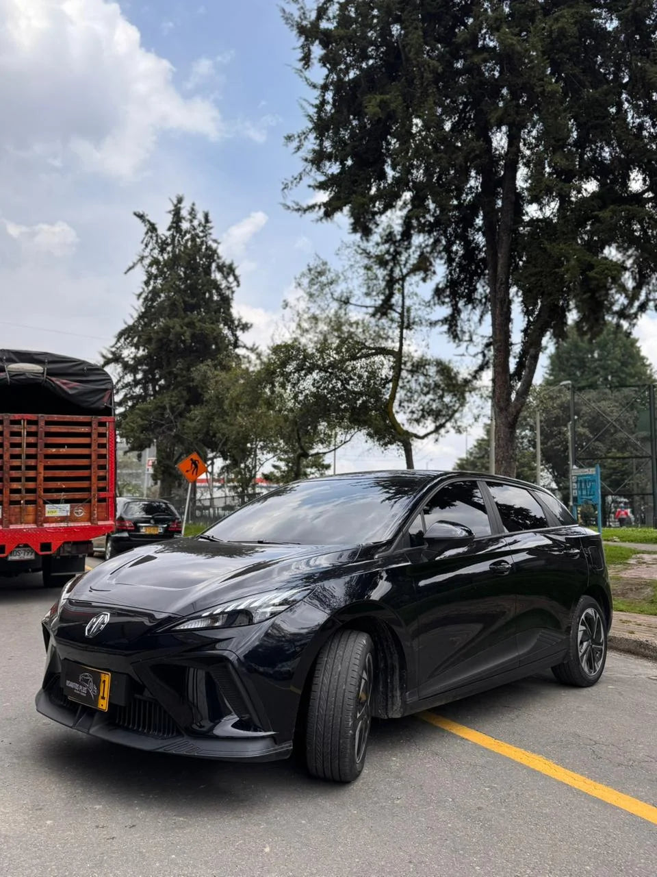 MG 4 CROSS PLUS