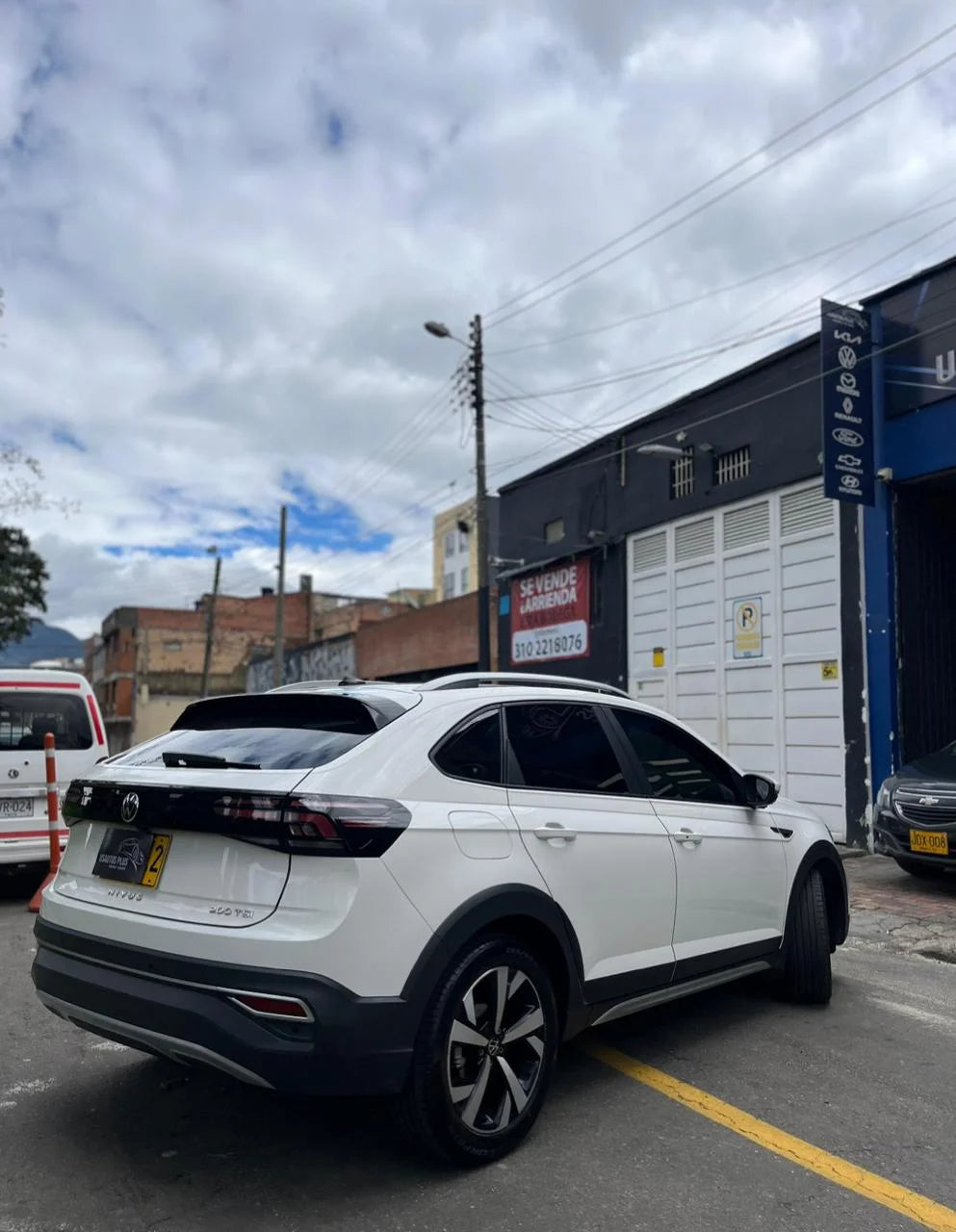 VOLKSWAGEN NIVUS HIGHLINE FULL EQUIPO